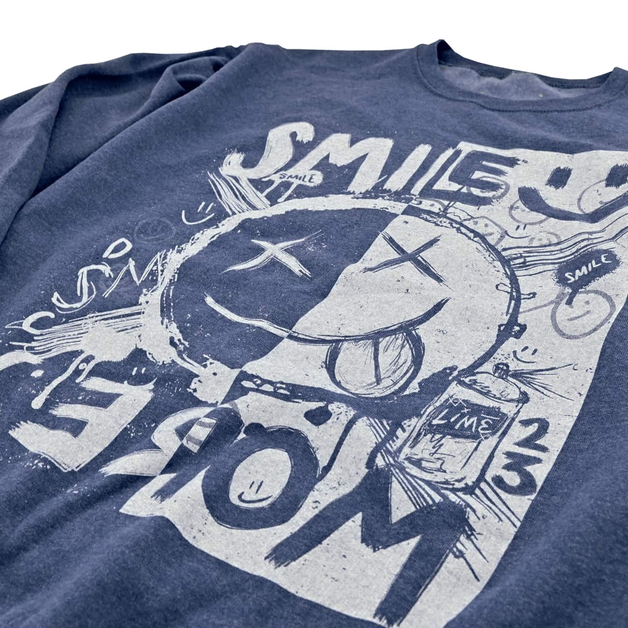 April MEMBERS ONLY Blue Smile More Sweatshirt - Image 4